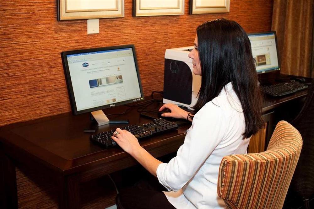 ハンプトン イン ノークロス 設備 写真